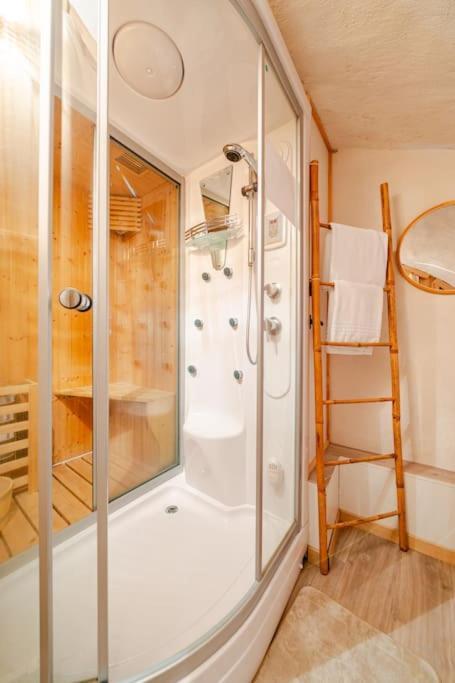Nuit Romantique Avec Spa Privatif Meilhaud Eksteriør bilde